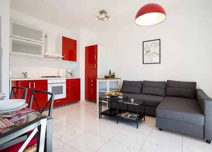 Maredi With Pool * プーラ