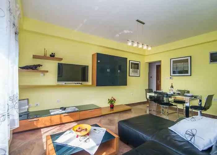 Maredi With Pool * Pula